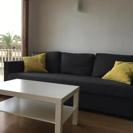 Apartment Con Vistas Al Mar. Primera Linea De Playa. *